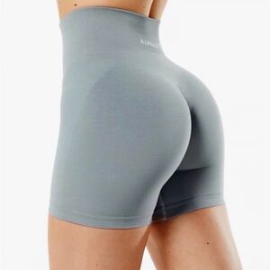 Alphalete - Amplify short 4.5”